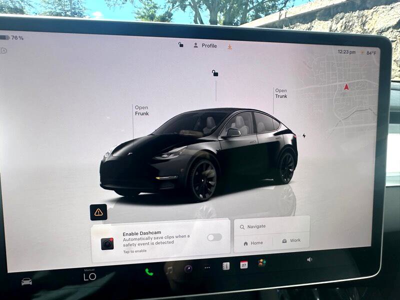Used 2024 Tesla Model Y Long Range image 8