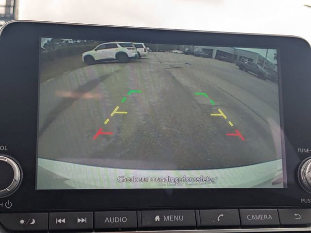 Used 2025 Nissan Sentra SR FWD image 22