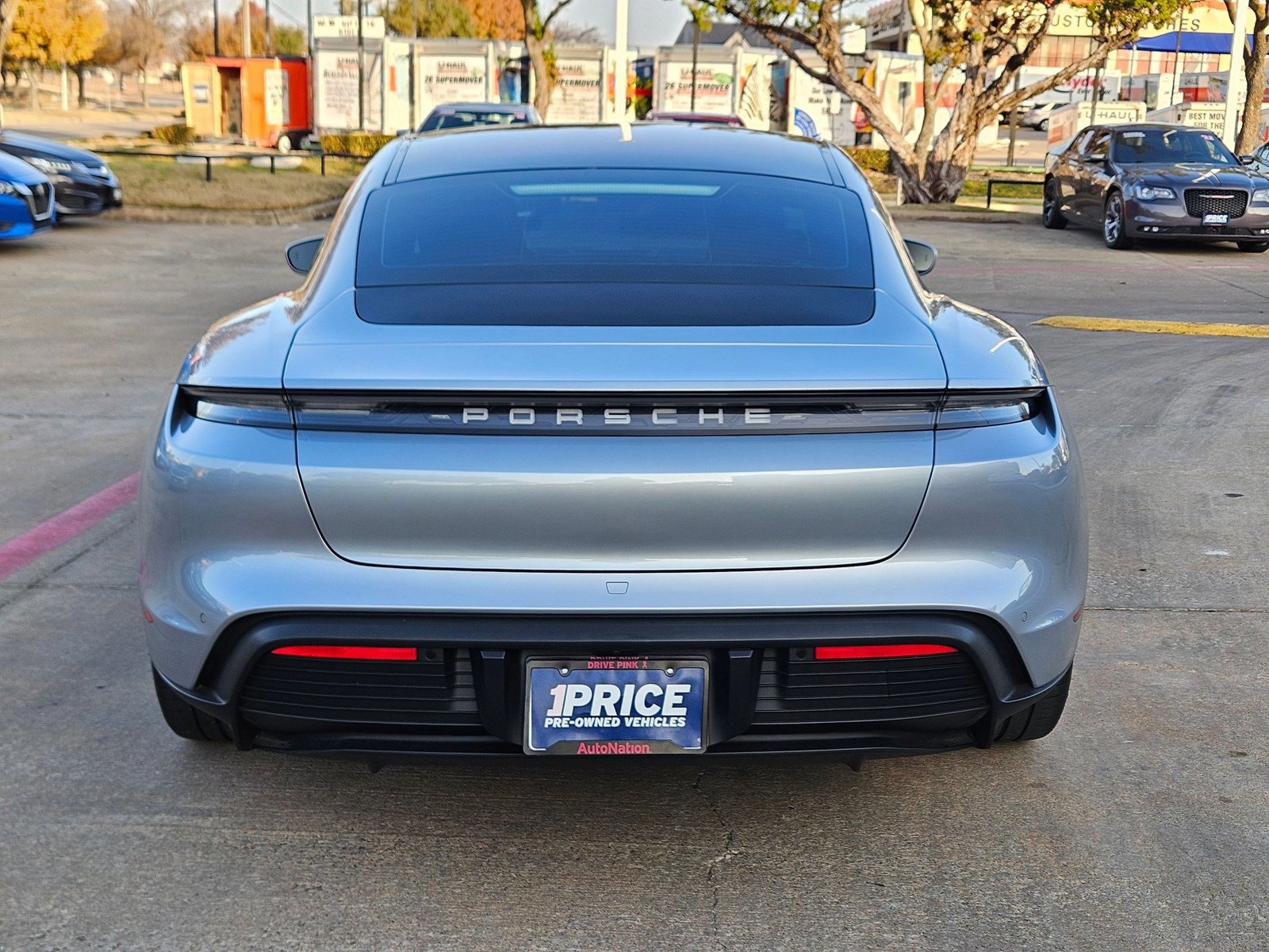 Used 2023 Porsche Taycan image 7