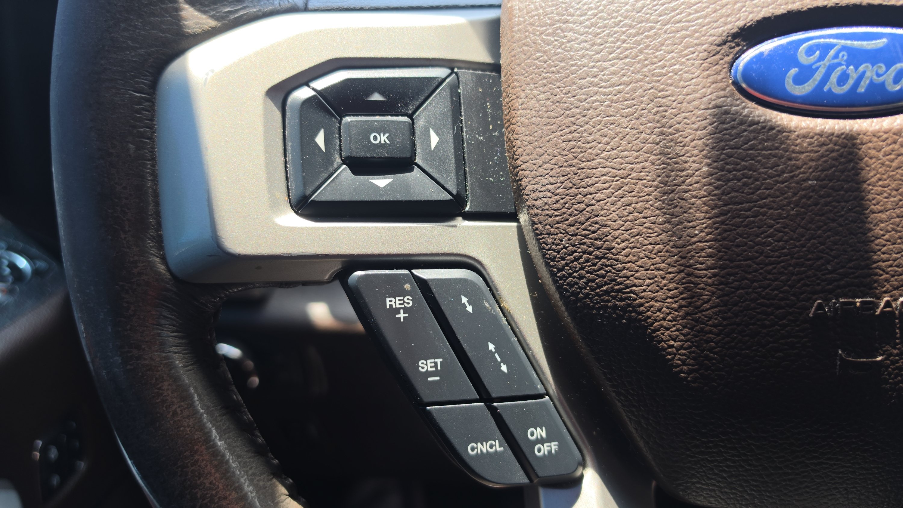 Used 2019 Ford F150 King Ranch w/ Equipment Group 601A Luxury AWD/4WD image 13