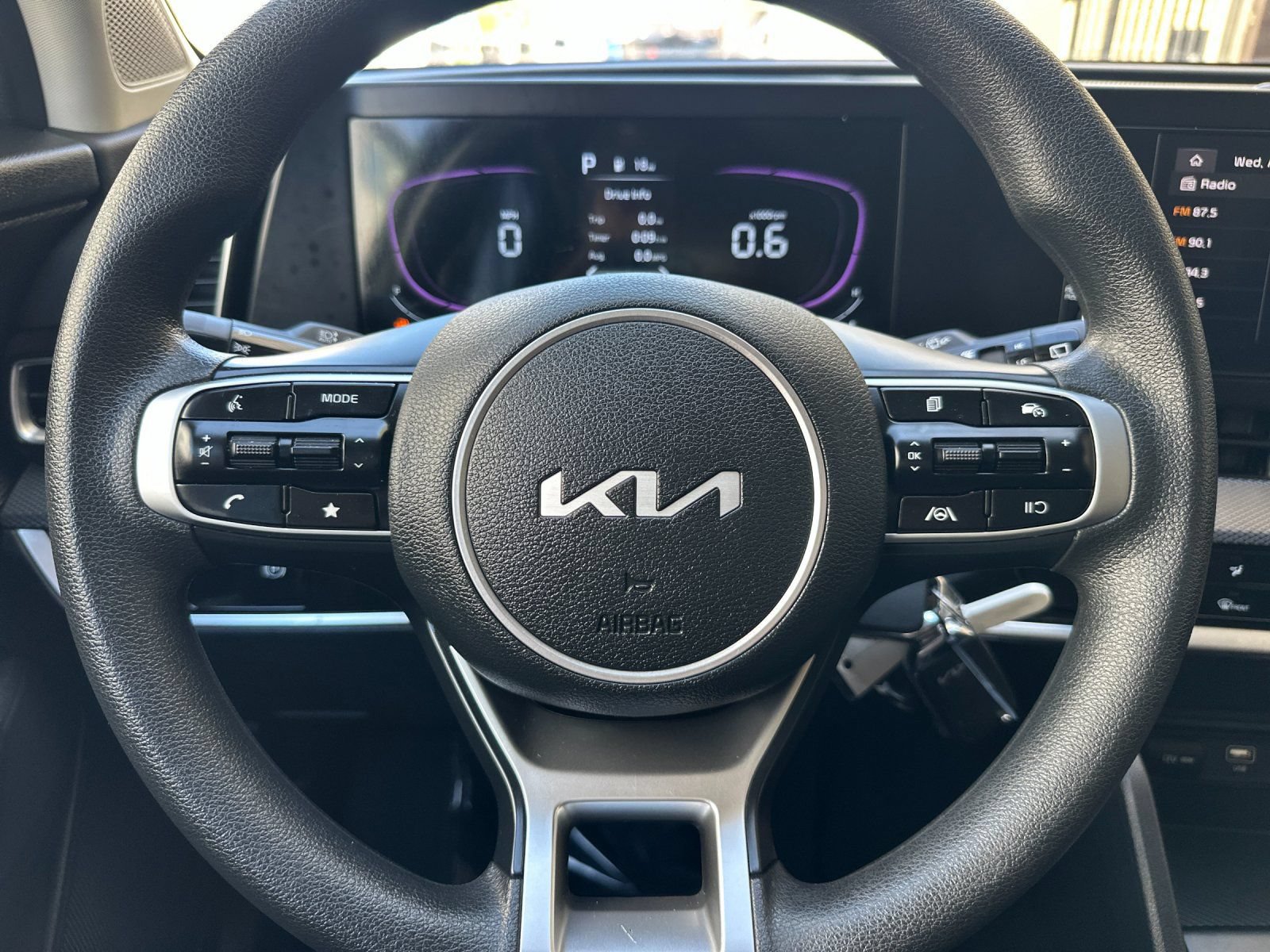 Certified 2025 Kia Sportage LX FWD image 30