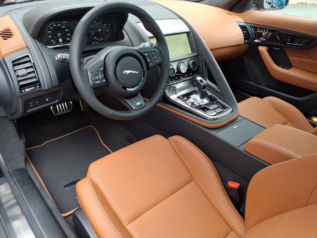 New 2024 Jaguar F-TYPE R image 4