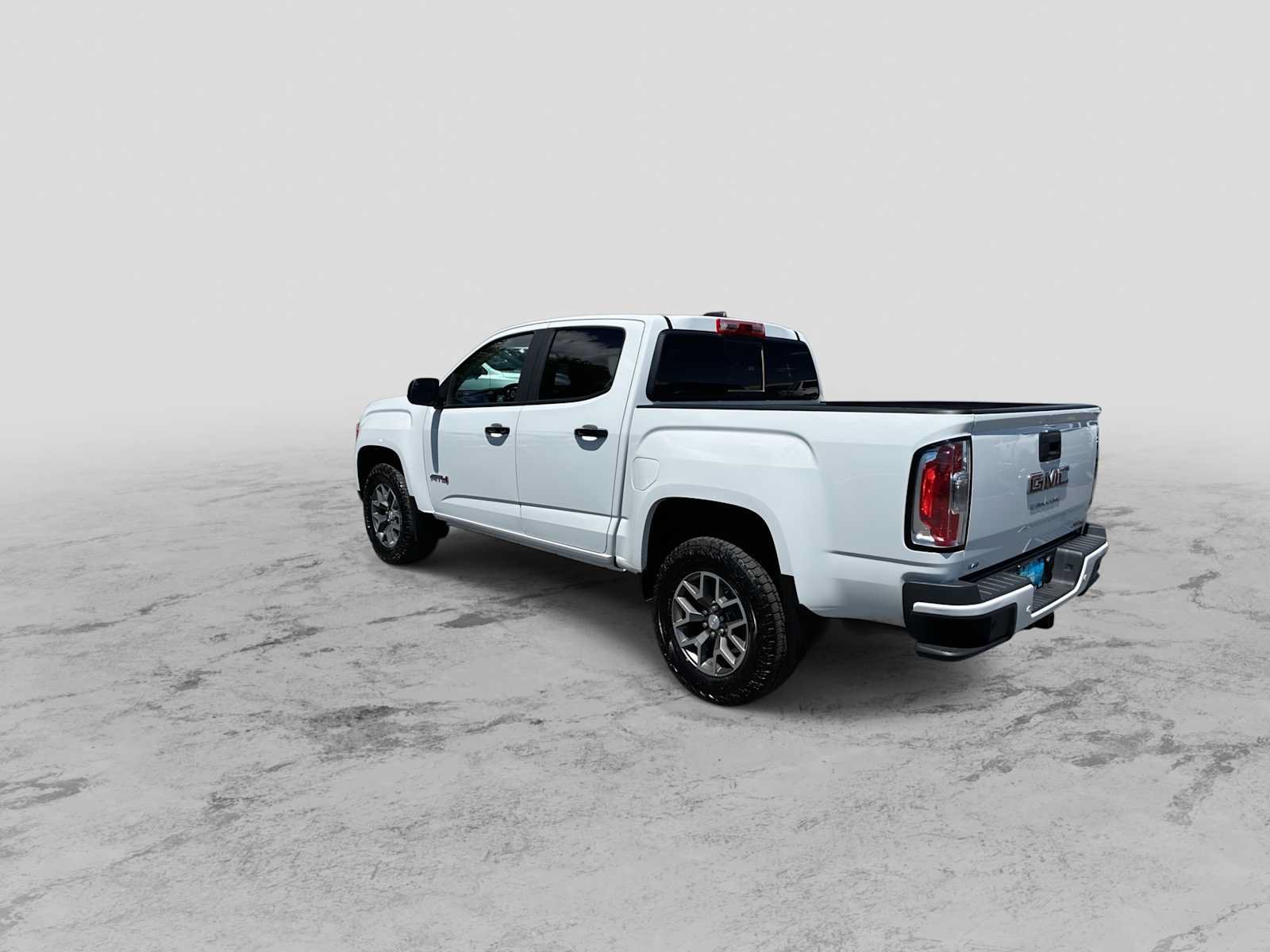 Used 2022 GMC Canyon AT4 w/ Trailering Package AWD/4WD image 6