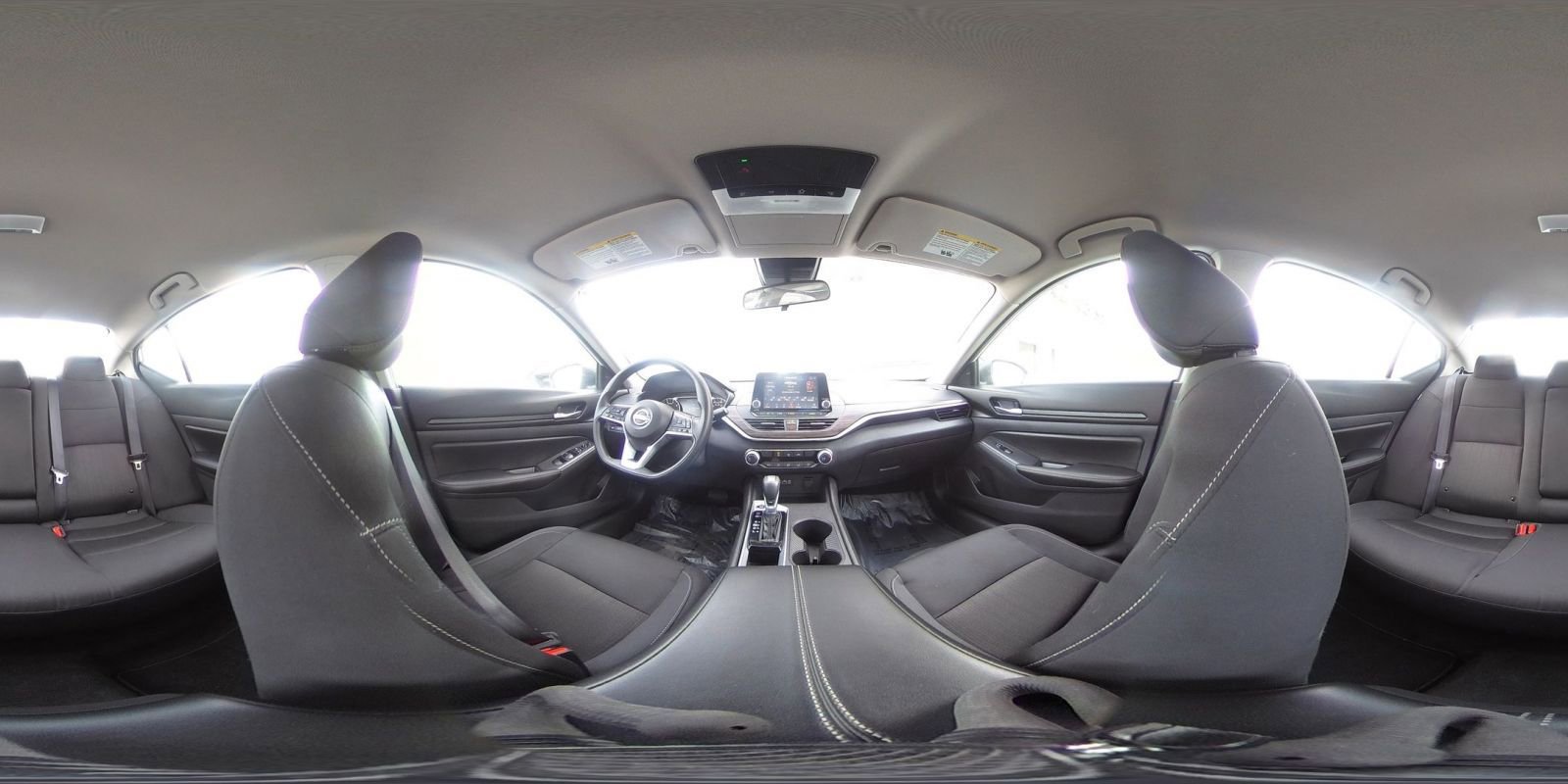 Used 2025 Nissan Altima 2.5 SV image 40