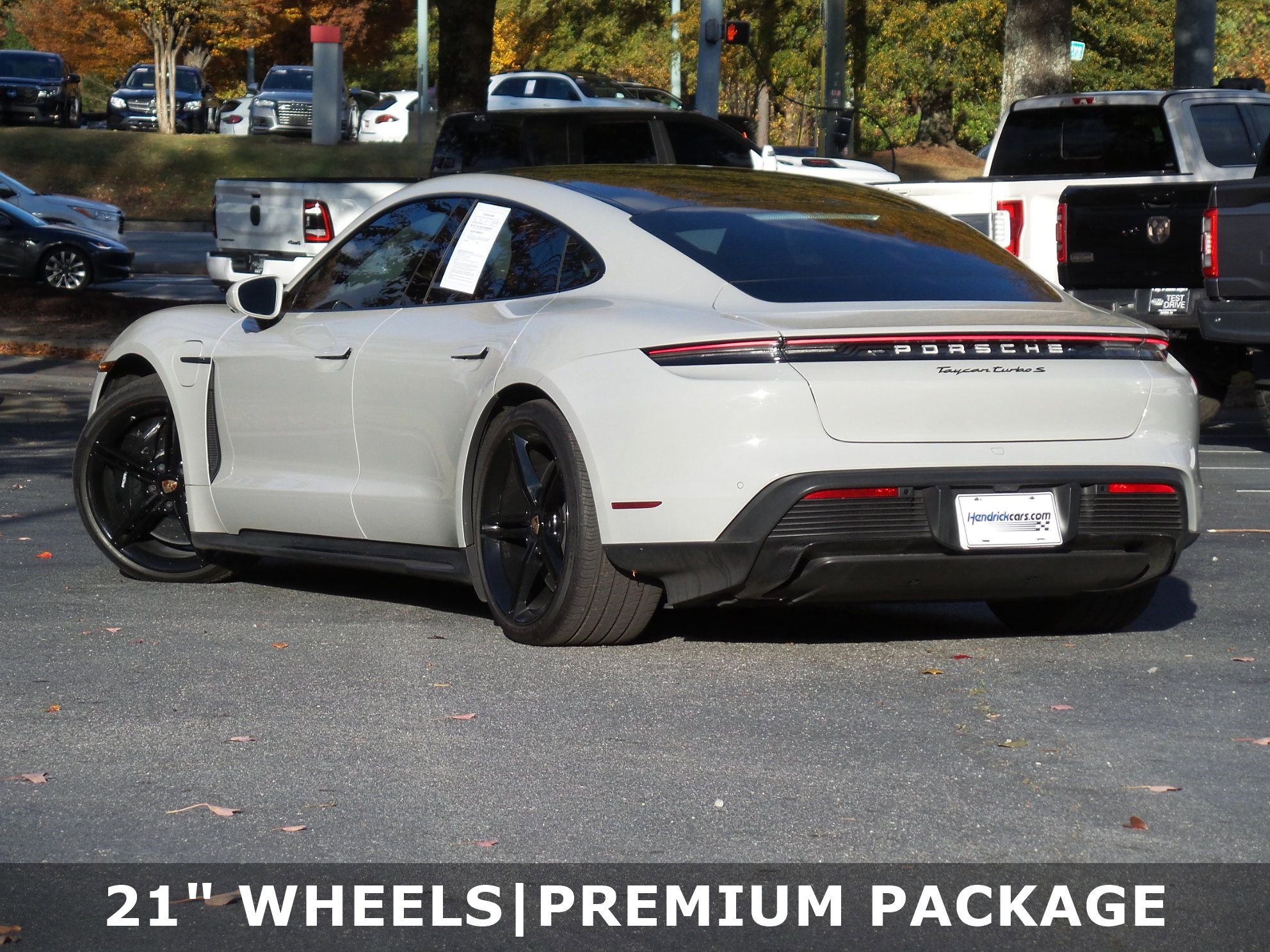 Used 2021 Porsche Taycan Turbo S video 3