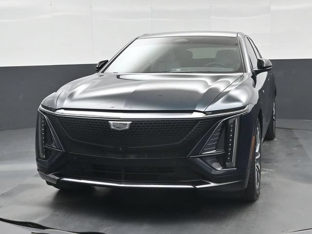 Used 2024 Cadillac Lyriq Sport w/ LPO, Floor Liner Package AWD/4WD image 34