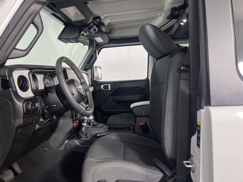 Certified 2024 Jeep Wrangler Willys image 22