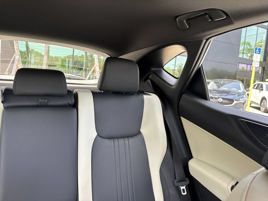 Used 2024 Lexus NX 250 FWD image 19
