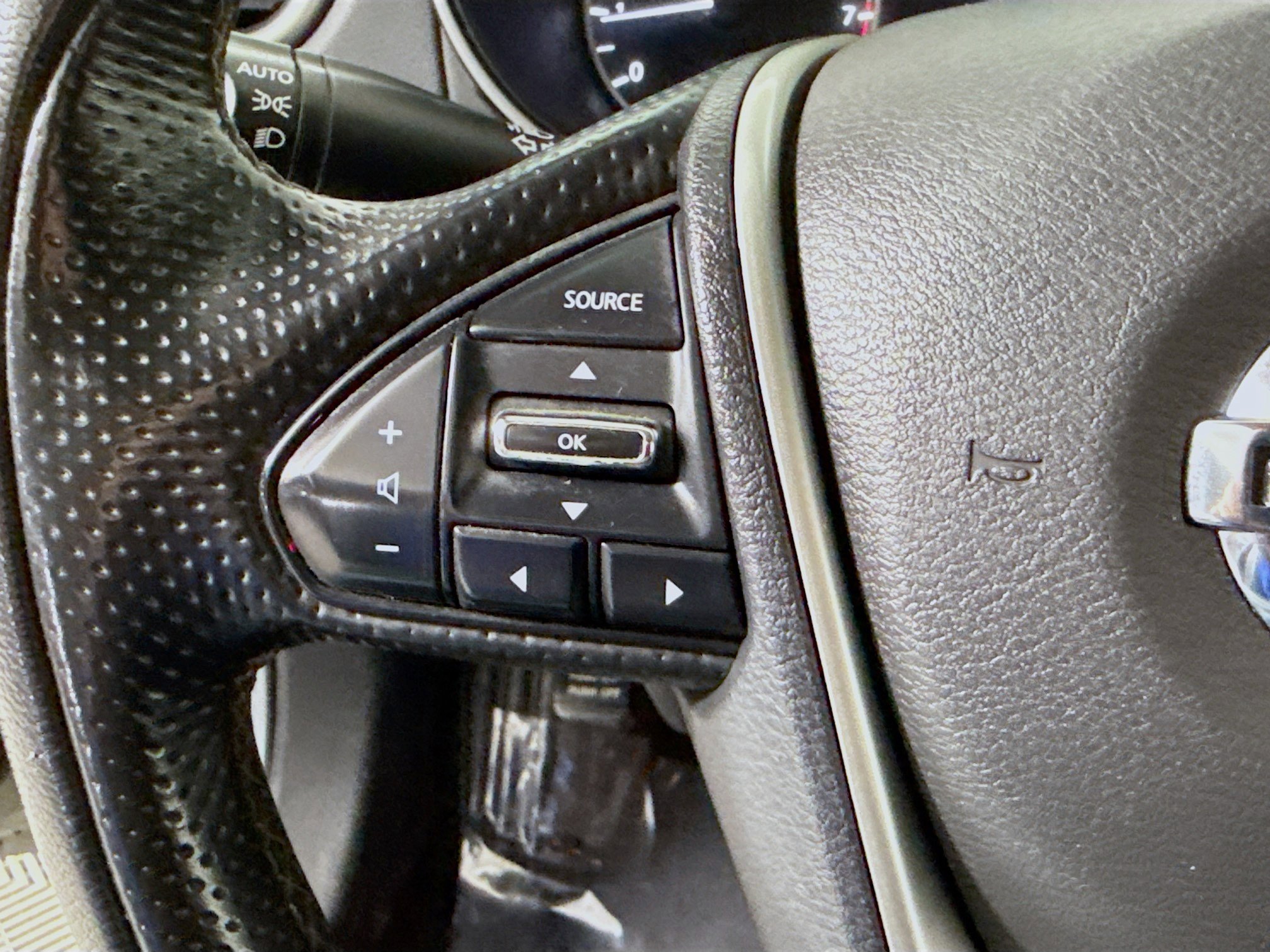 Used 2021 Nissan Maxima 3.5 SV w/ Floor Mat Group image 11