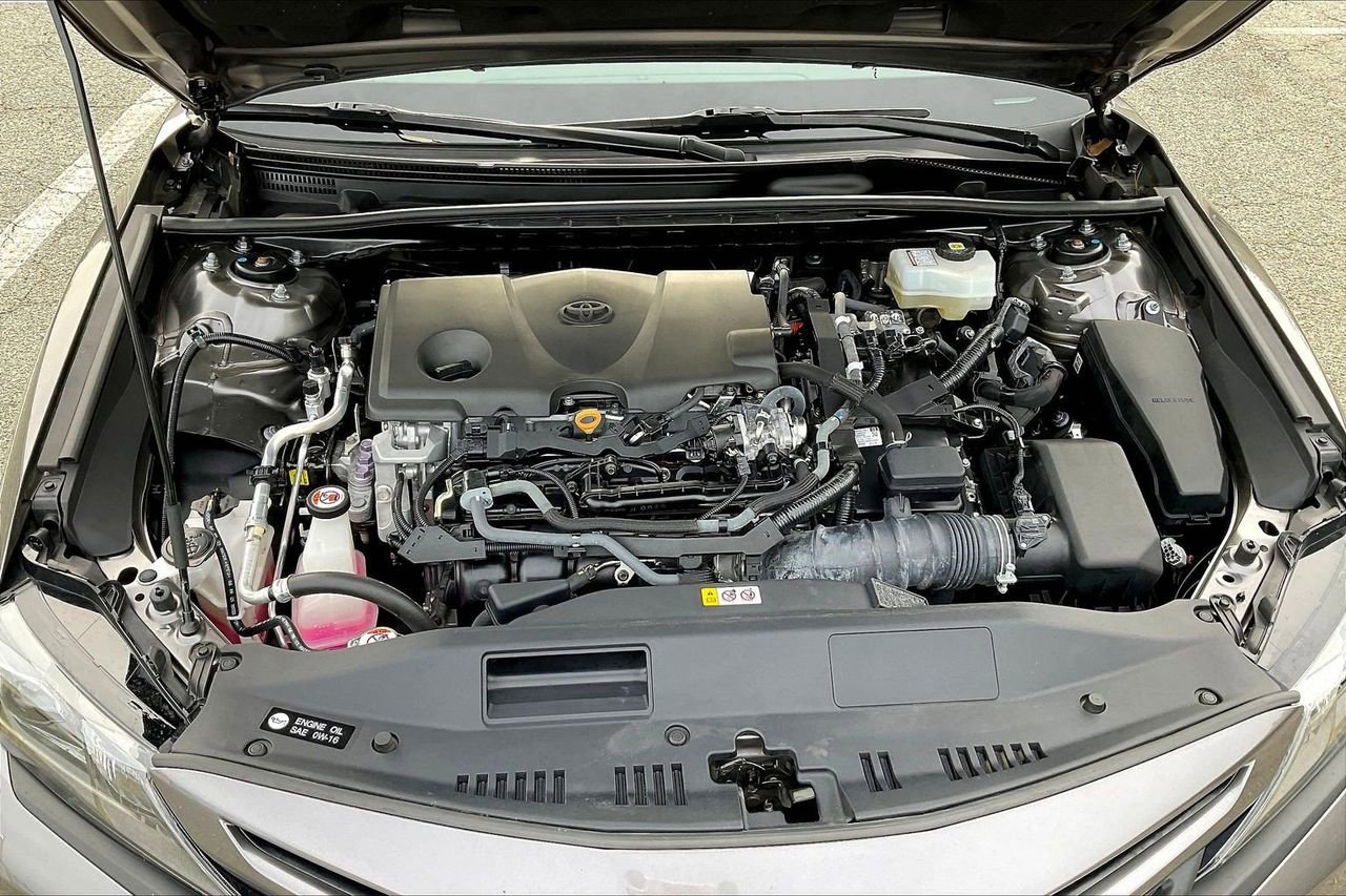 Used 2022 Toyota Camry SE FWD image 36