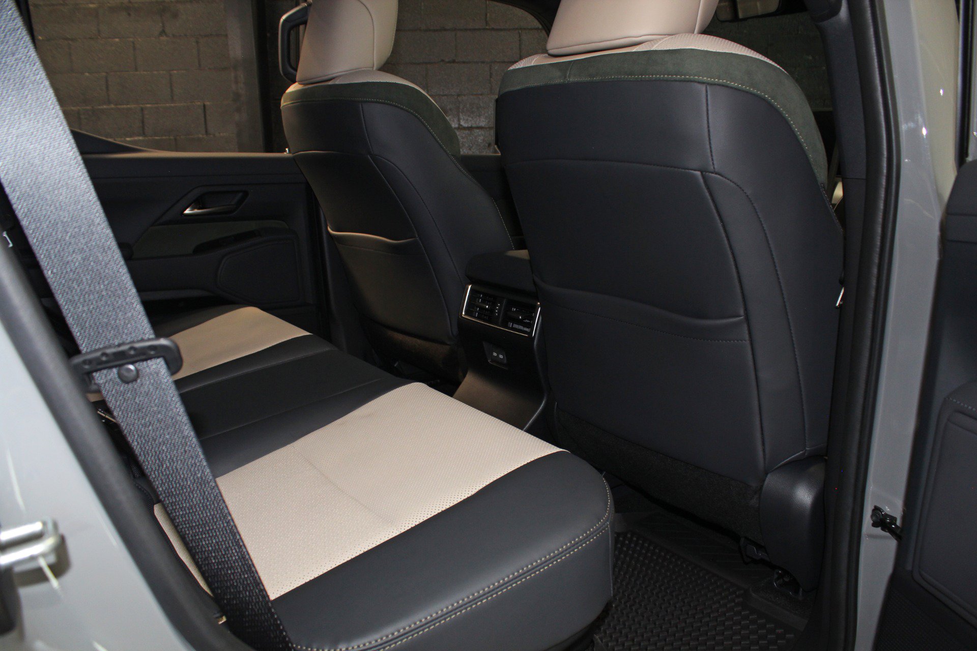 Used 2024 Lexus GX 550 AWD/4WD image 47