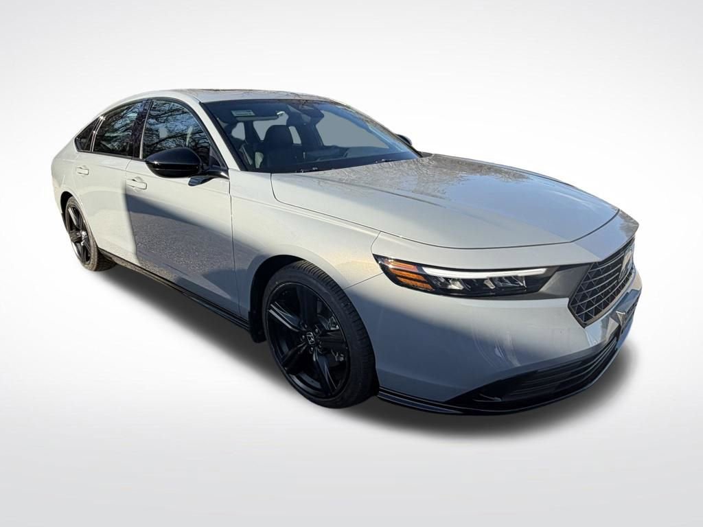Used 2025 Honda Accord Sport image 10