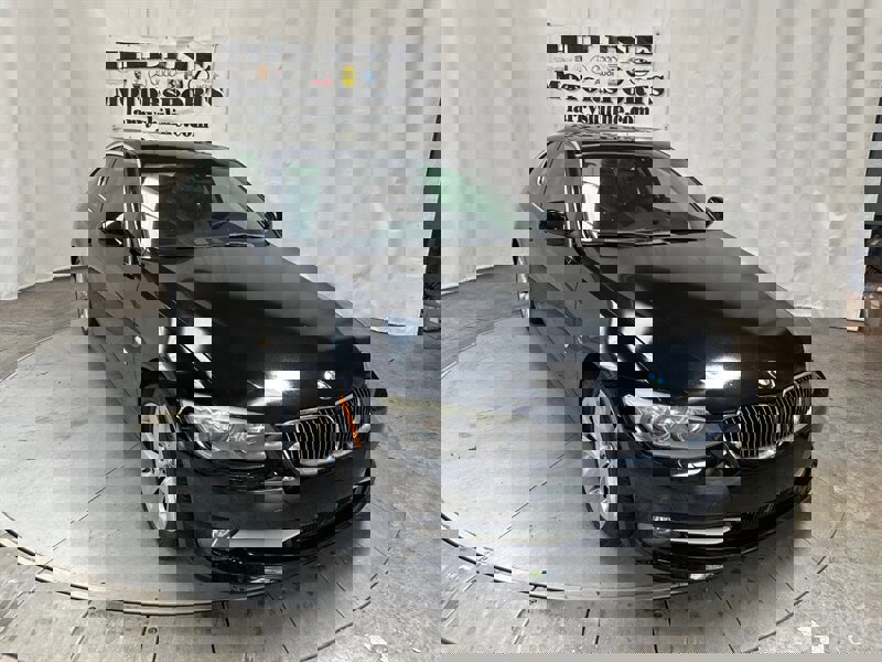 Used 2011 BMW 328i xDrive Coupe w/ Premium Pkg image 7