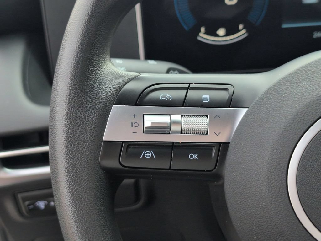 Used 2025 Hyundai Santa Cruz SEL FWD image 20