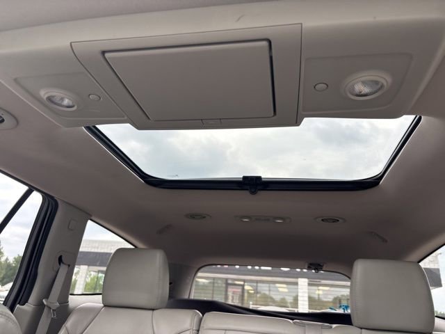 Used 2014 Buick Enclave Premium AWD/4WD image 24