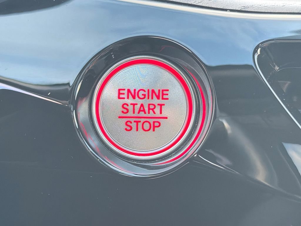 Used 2023 Acura MDX SH-AWD w/ Advance Package image 37