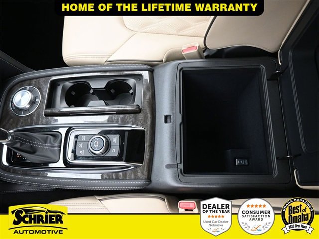 Used 2024 Nissan Armada Platinum w/ Captain's Chairs Package image 27