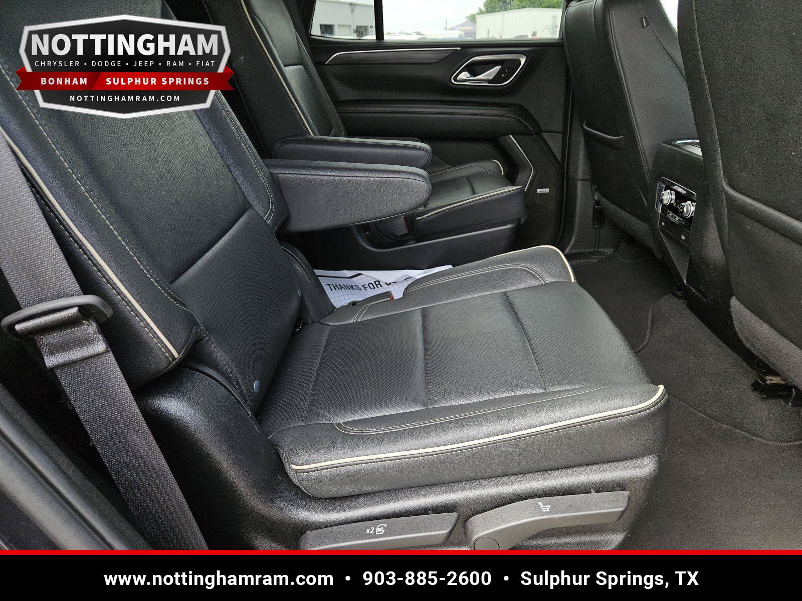 Used 2024 GMC Yukon SLT RWD image 34