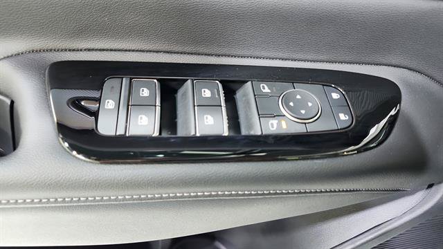 Certified 2025 Nissan Murano SL AWD/4WD image 21