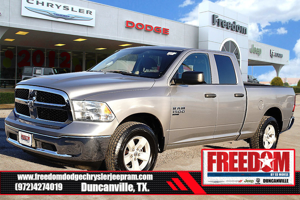 Used 2024 RAM 1500 Classic SLT AWD/4WD image 1