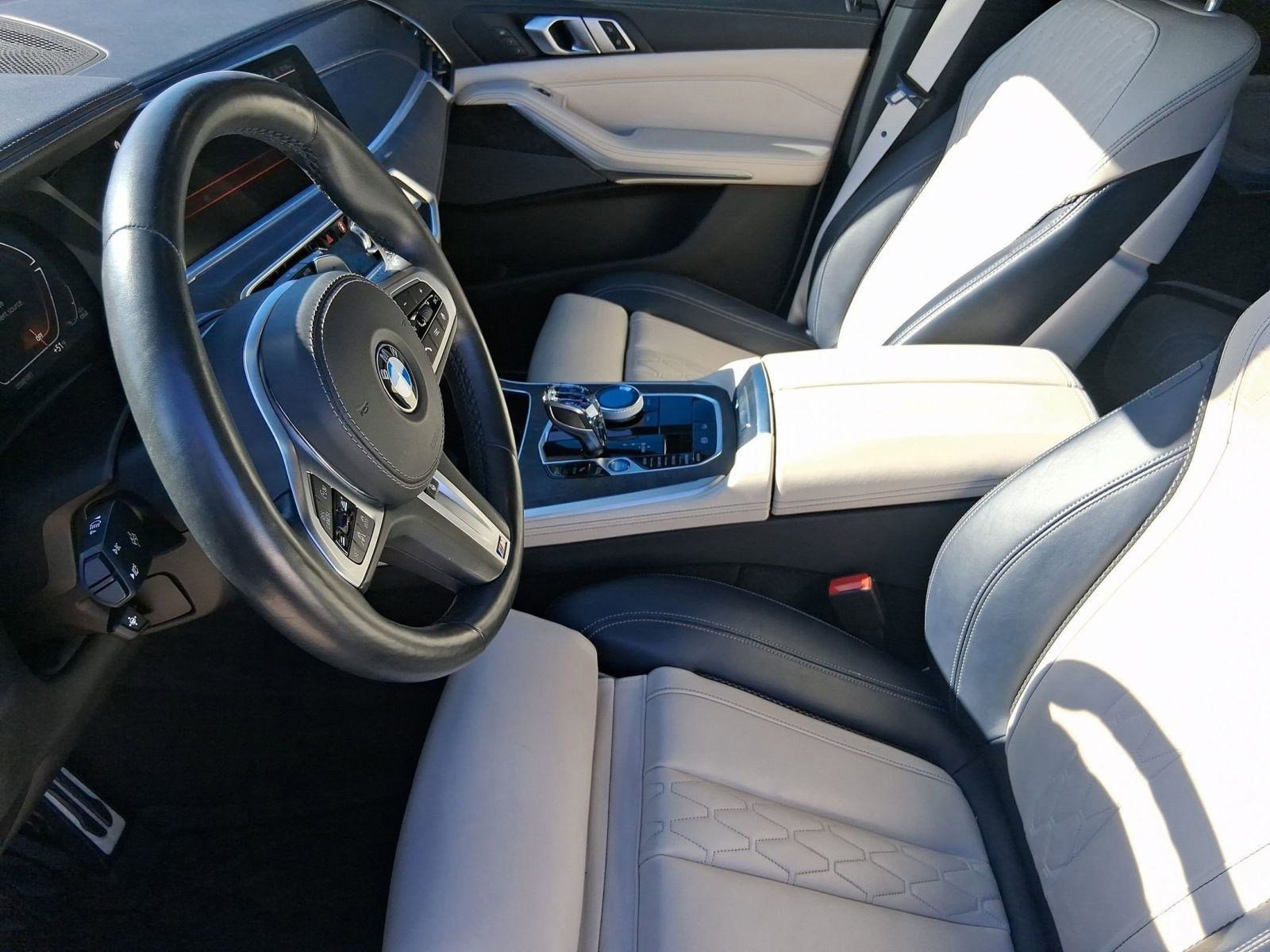 Used 2021 BMW X5 xDrive40i w/ M Sport Package image 5