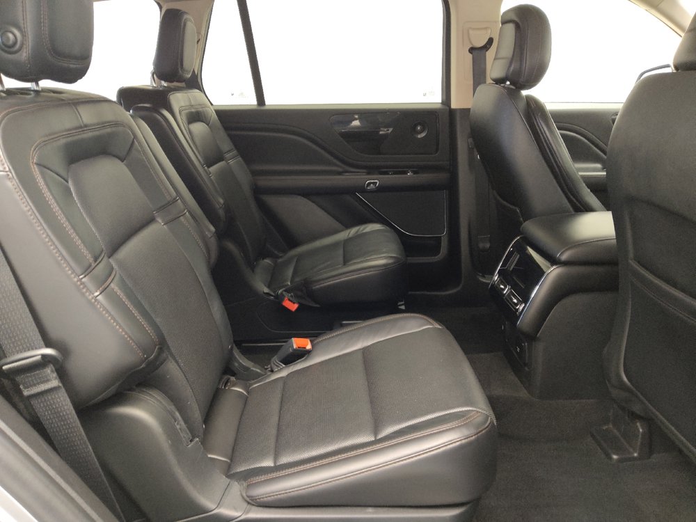 Used 2020 Lincoln Aviator Reserve w/ Equipment Group 201A AWD/4WD image 19