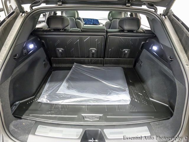 New 2025 Cadillac Lyriq Luxury w/ LPO, Floor Liner Package AWD/4WD image 20