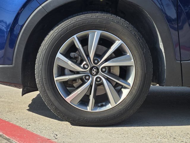 Used 2019 Hyundai Santa Fe FWD image 11