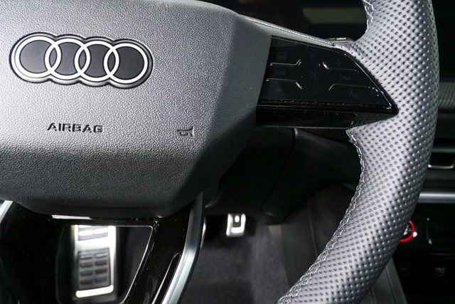 New 2025 Audi SQ5 Premium Plus image 11