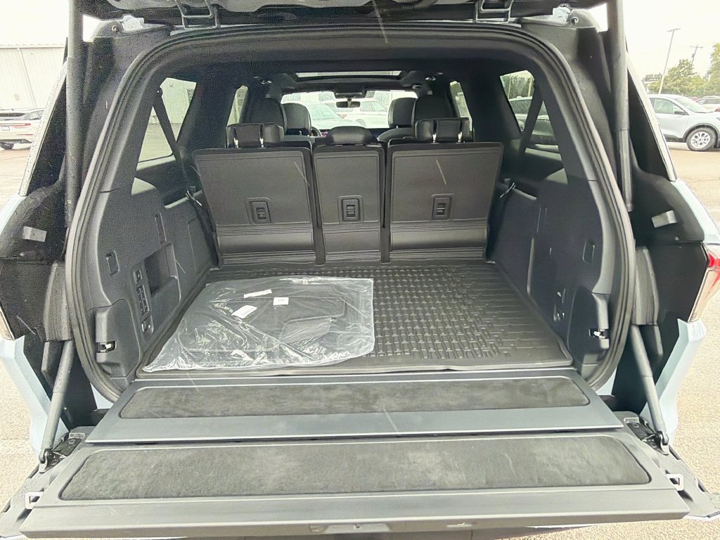 New 2027 Lincoln Navigator L Reserve w/ Jet Appearance Package AWD/4WD image 30