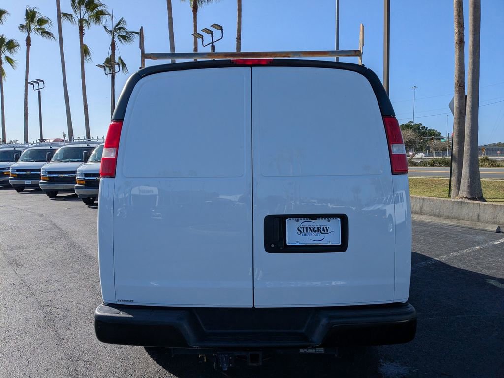 Used 2022 Chevrolet Express 2500 w/ Driver Convenience Package image 5