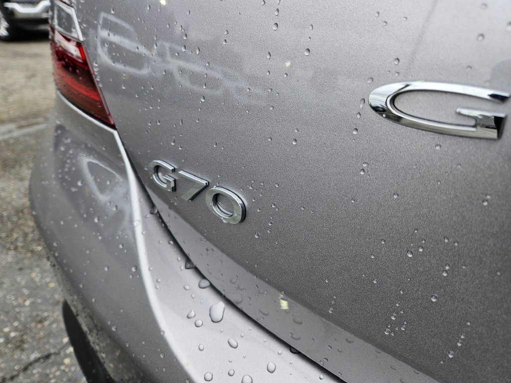 Used 2023 Genesis G70 2.0T RWD image 18