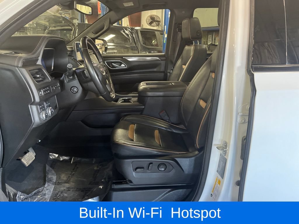 Used 2023 GMC Yukon AT4 w/ Technology Package AWD/4WD image 11
