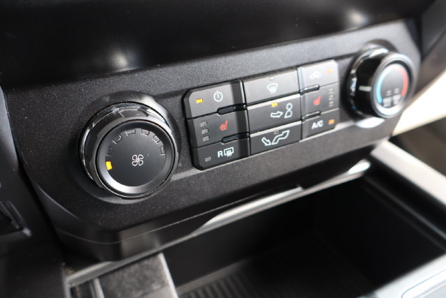 Used 2019 Ford F150 XLT w/ Equipment Group 302A Luxury AWD/4WD image 26