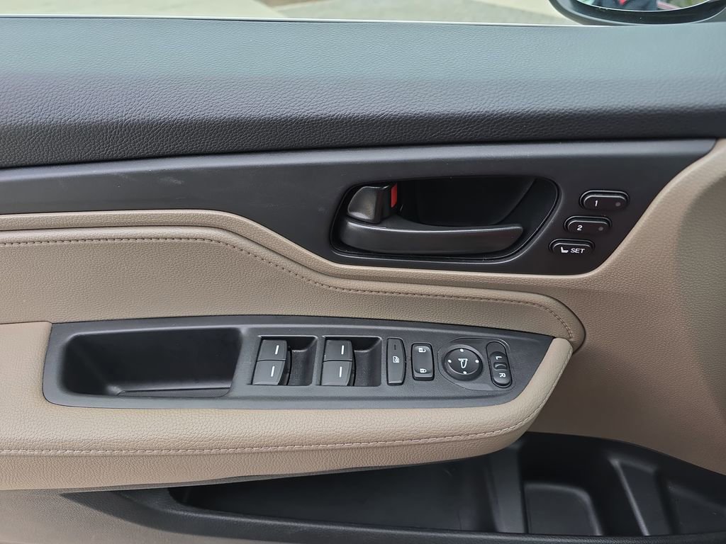 Used 2024 Honda Odyssey EX-L image 33