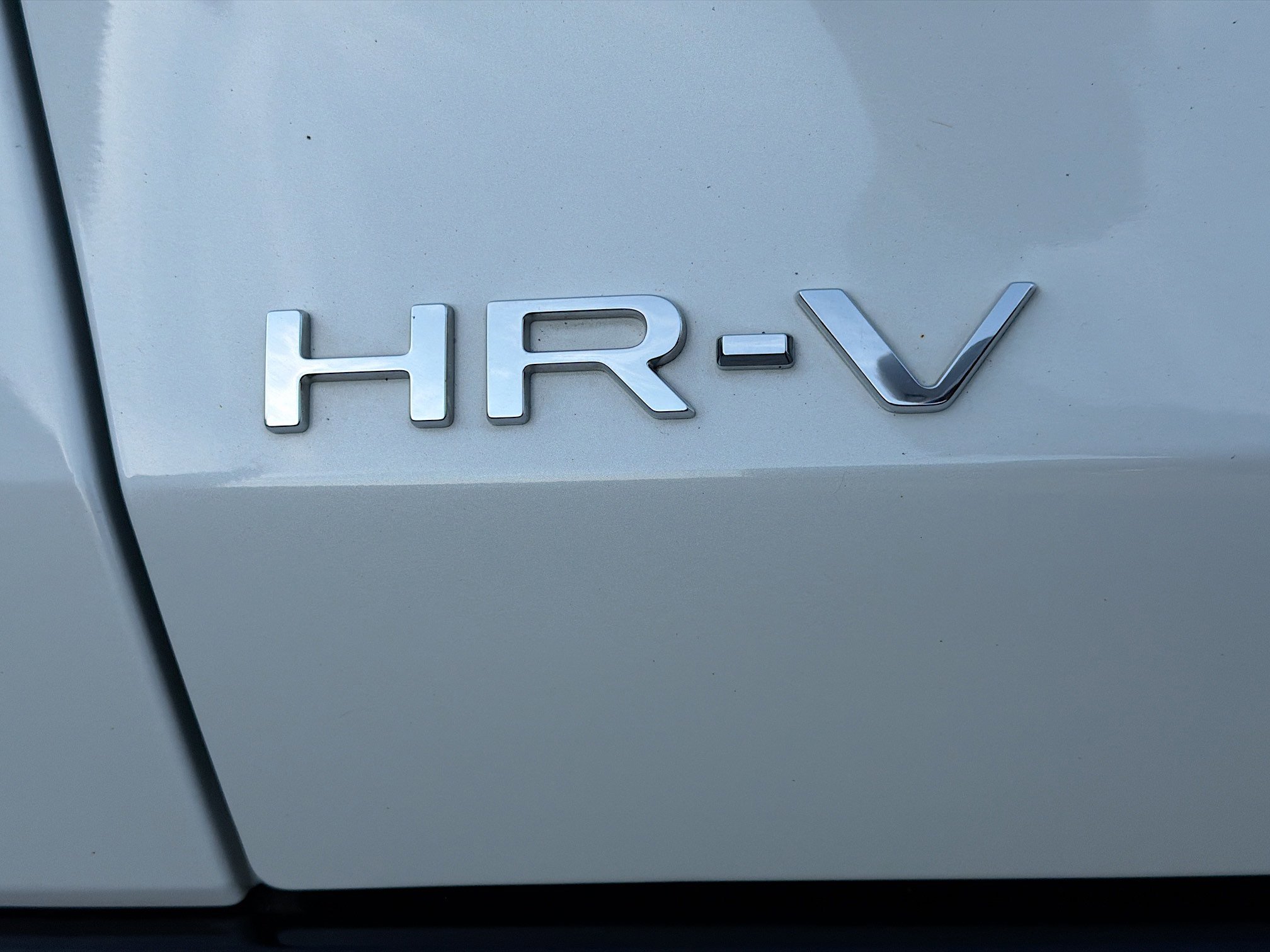Used 2023 Honda HR-V EX-L image 11