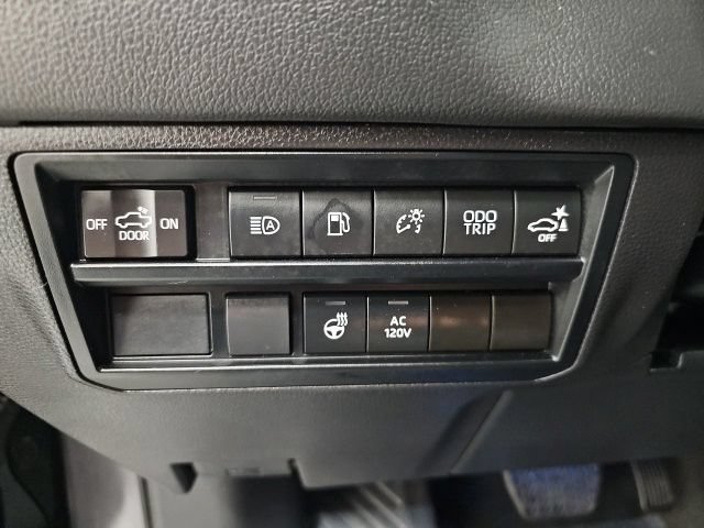 Used 2024 Toyota Tundra Limited AWD/4WD image 17