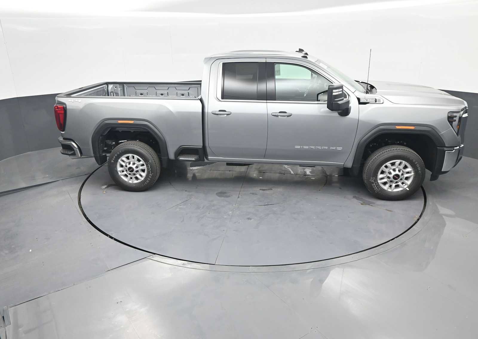 New 2026 GMC Sierra 2500 SLE w/ Preferred Package AWD/4WD image 35