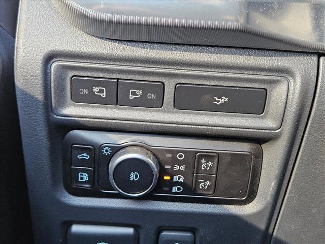 Used 2024 Ford F150 Lariat w/ FX4 Off-Road Package image 11