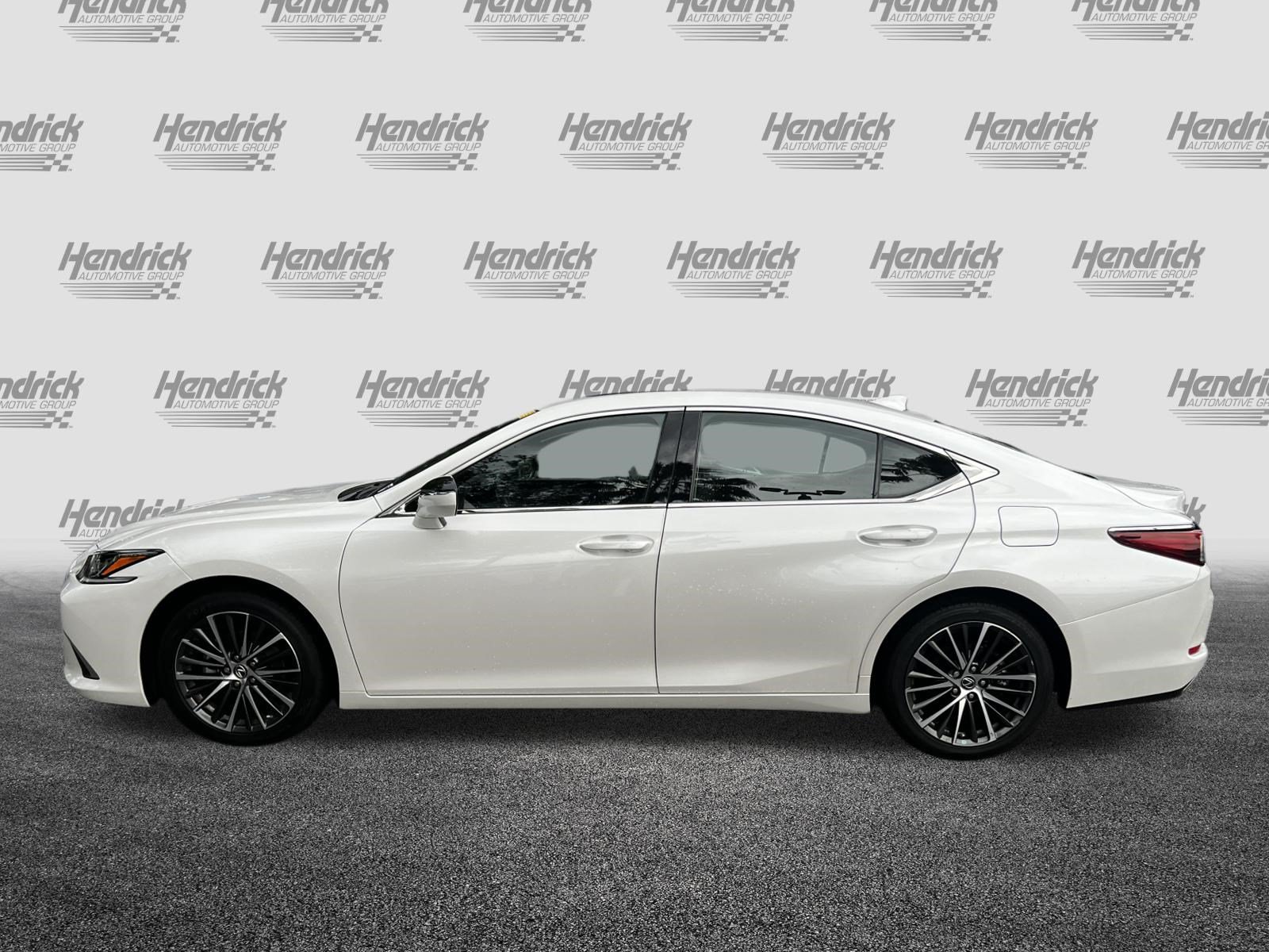 Used 2023 Lexus ES 350 w/ Premium Package FWD image 6