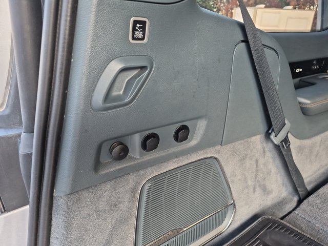 Used 2022 Jeep Grand Wagoneer Series III w/ Rear Seat Video Group 1 AWD/4WD image 40