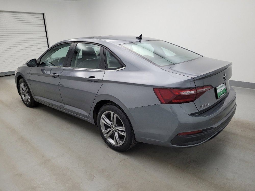 Used 2022 Volkswagen Jetta SE FWD image 3
