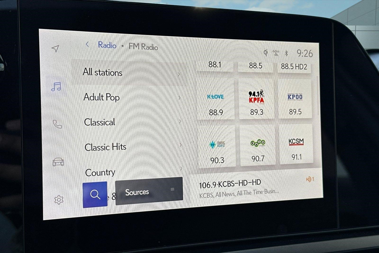 Used 2025 Lexus UX 300h FWD w/ Accessory Package (Z2) image 24