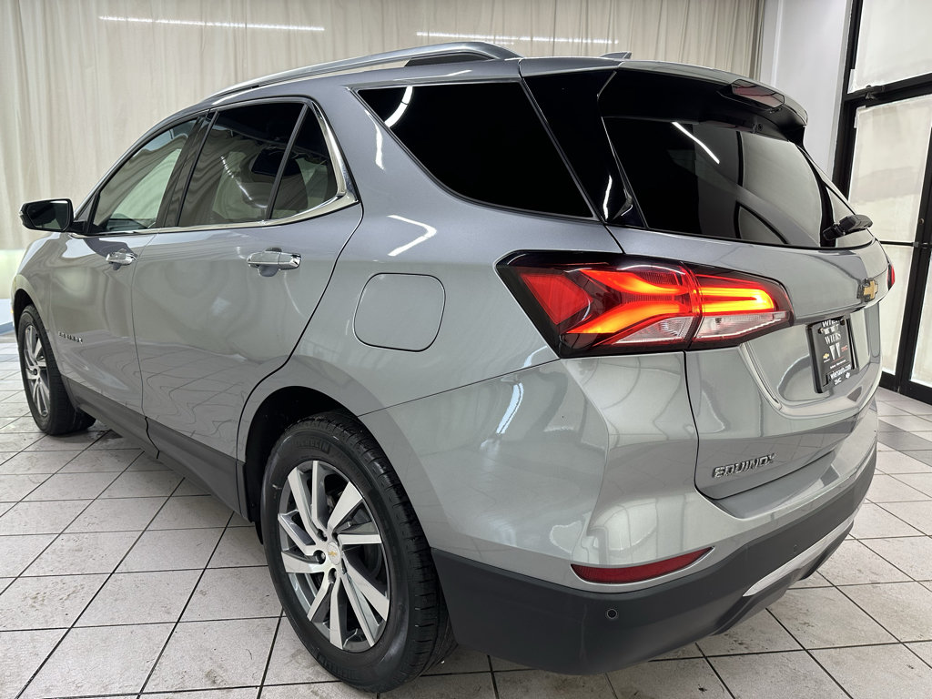Used 2024 Chevrolet Equinox Premier FWD image 11