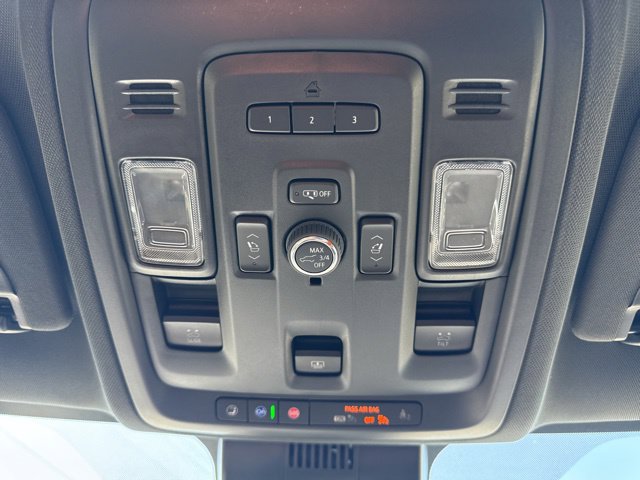 Used 2023 Chevrolet Tahoe RST w/ Luxury Package AWD/4WD image 14