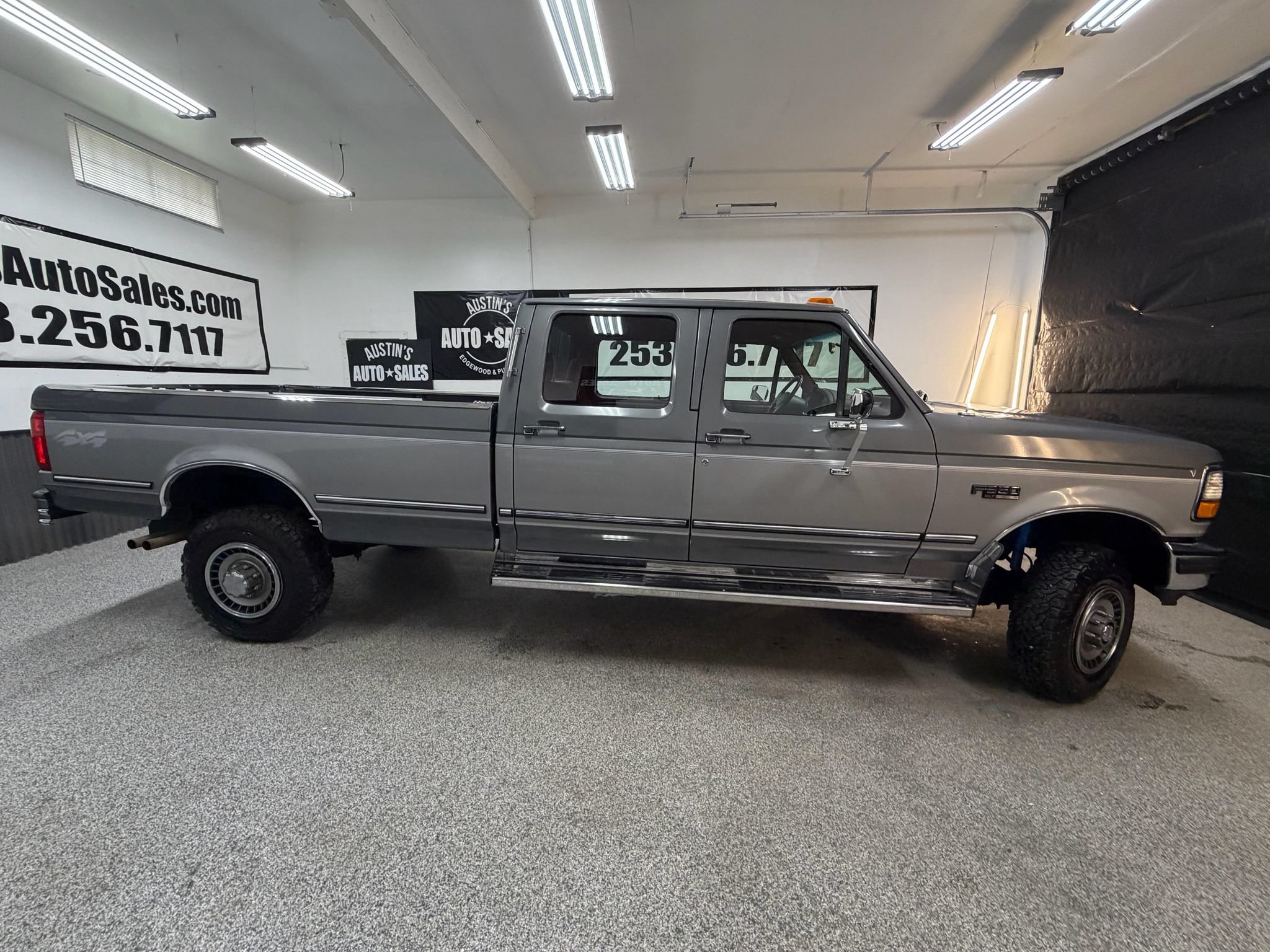 Used 1994 Ford F350 4x4 Crew Cab image 2