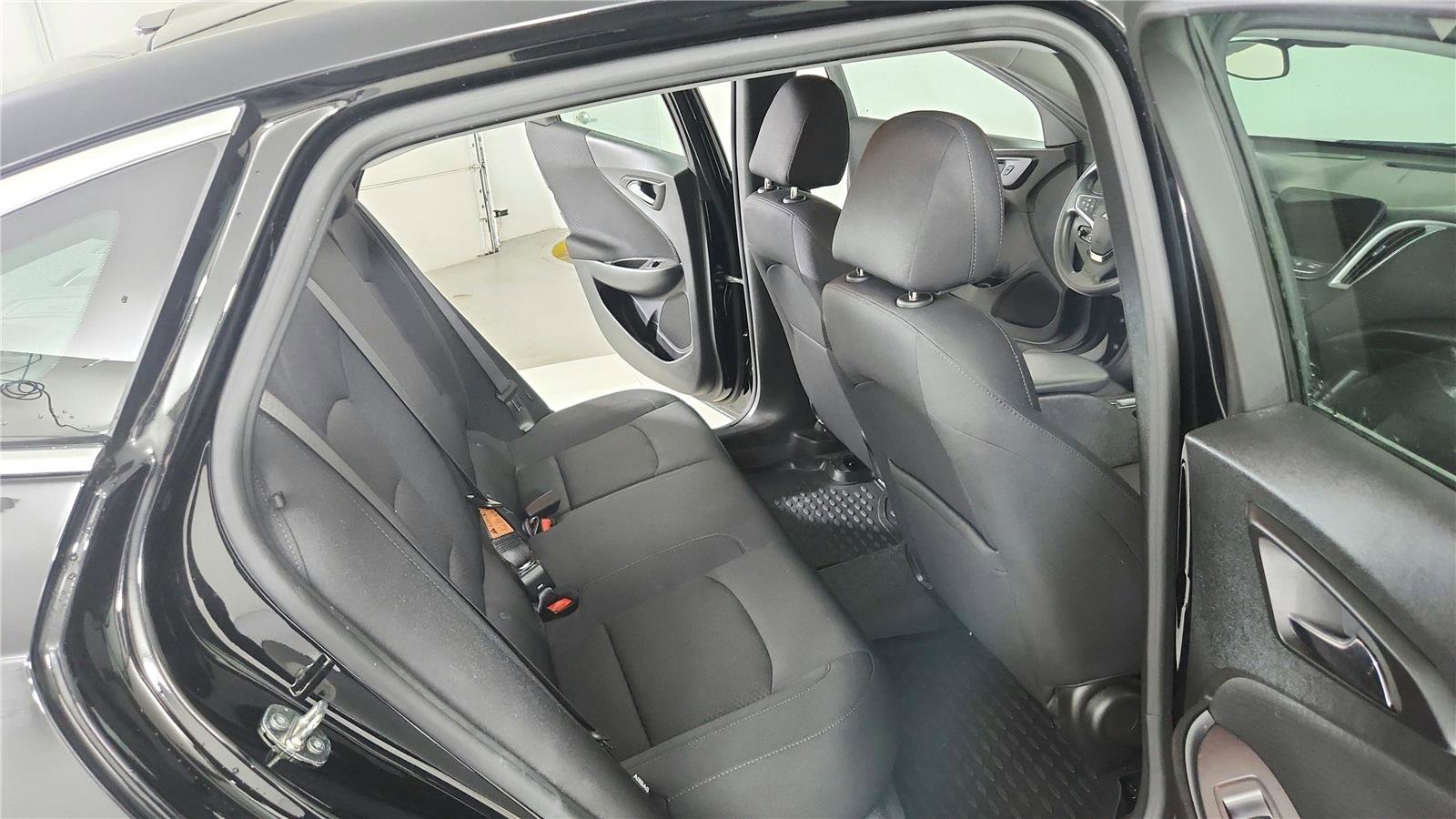 Used 2024 Chevrolet Malibu LS image 17