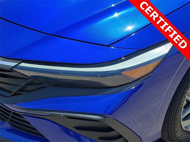 Used 2024 Hyundai Elantra SEL image 17