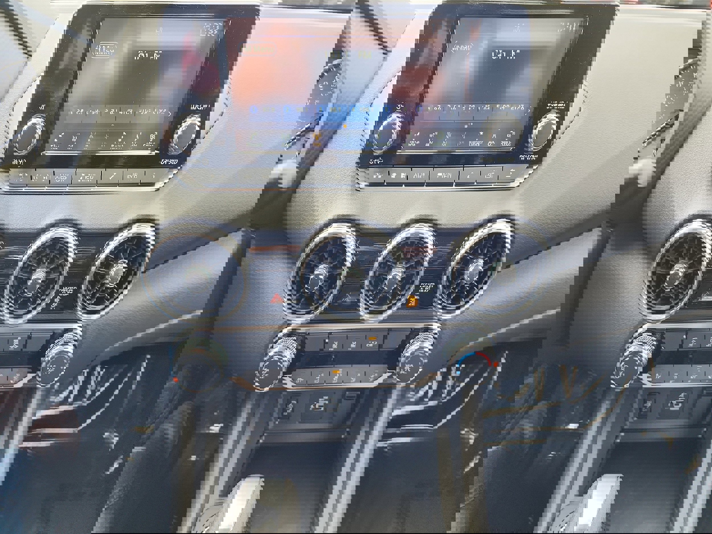 New 2025 Nissan Sentra S image 12