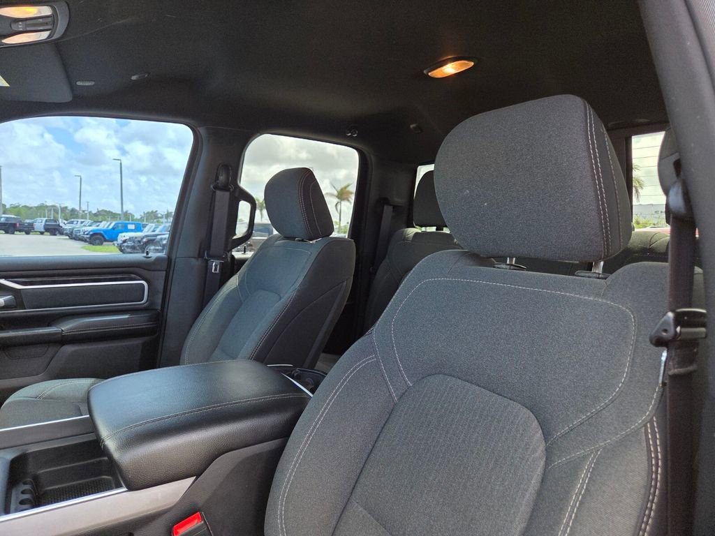 Used 2022 RAM 1500 Big Horn w/ Night Edition RWD image 20